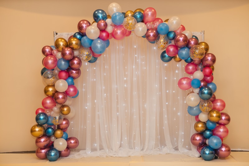 Decoraciones en globos para eventos en Cali - arcos orgánicos y decoración con globos para fiestas